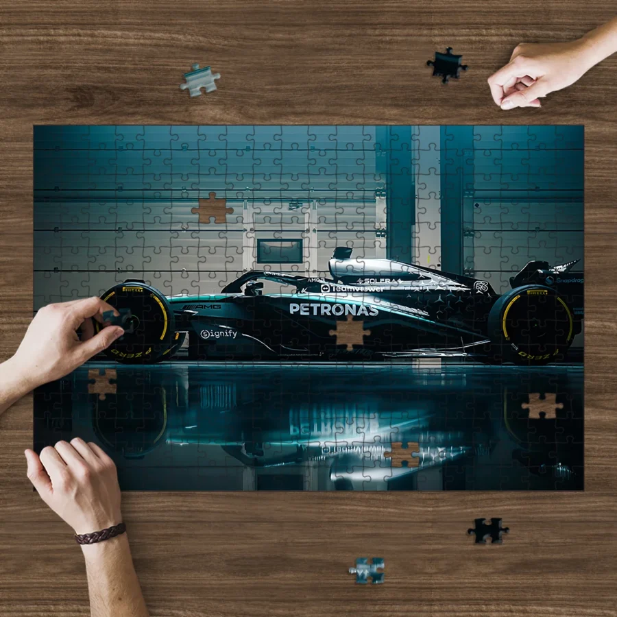 Mercedes F1 - Jigsaw Puzzle Game For F1 Fans BLF1PZ7